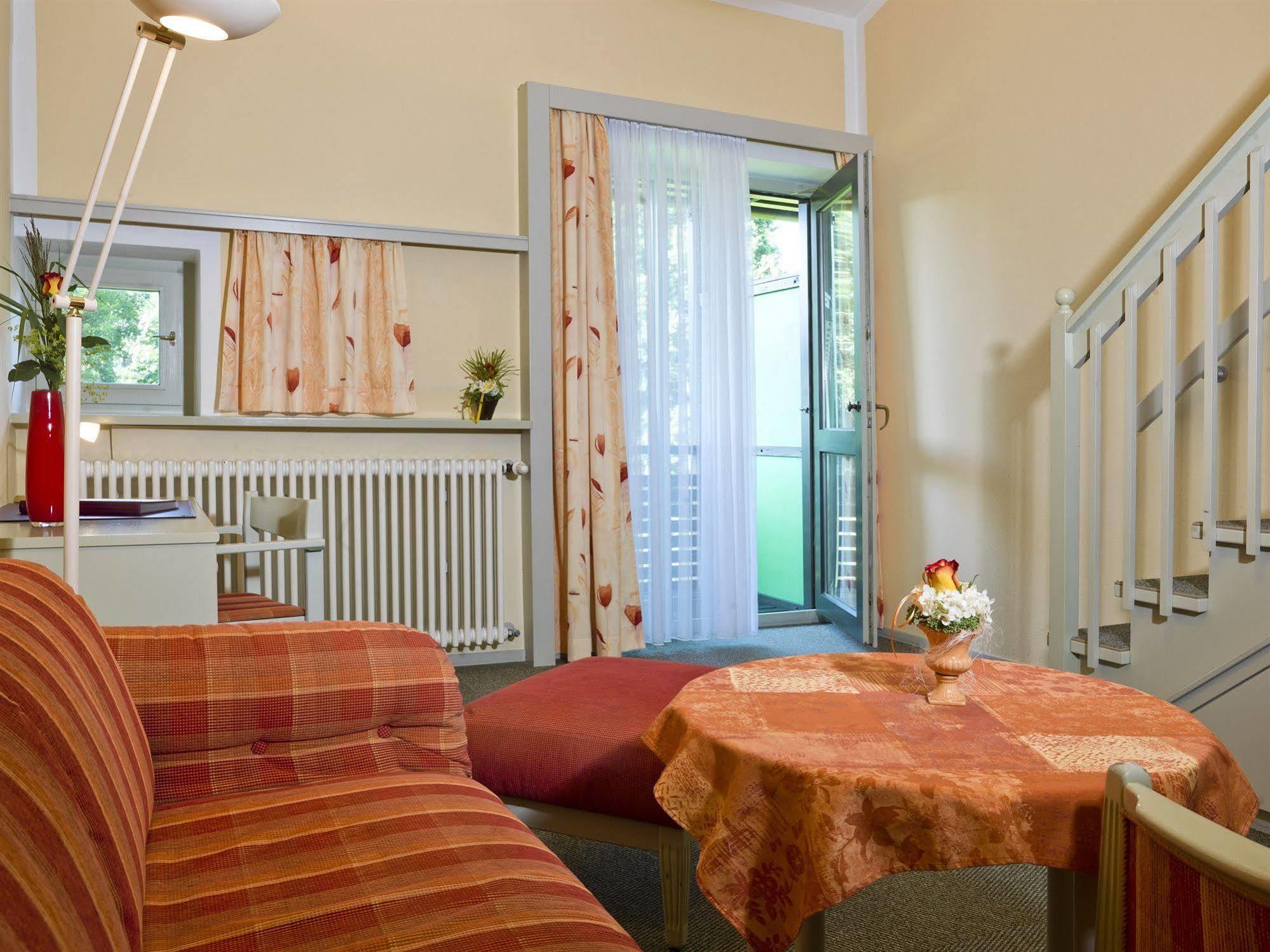 באד בירנבאך Hotel Chrysantihof מראה חיצוני תמונה