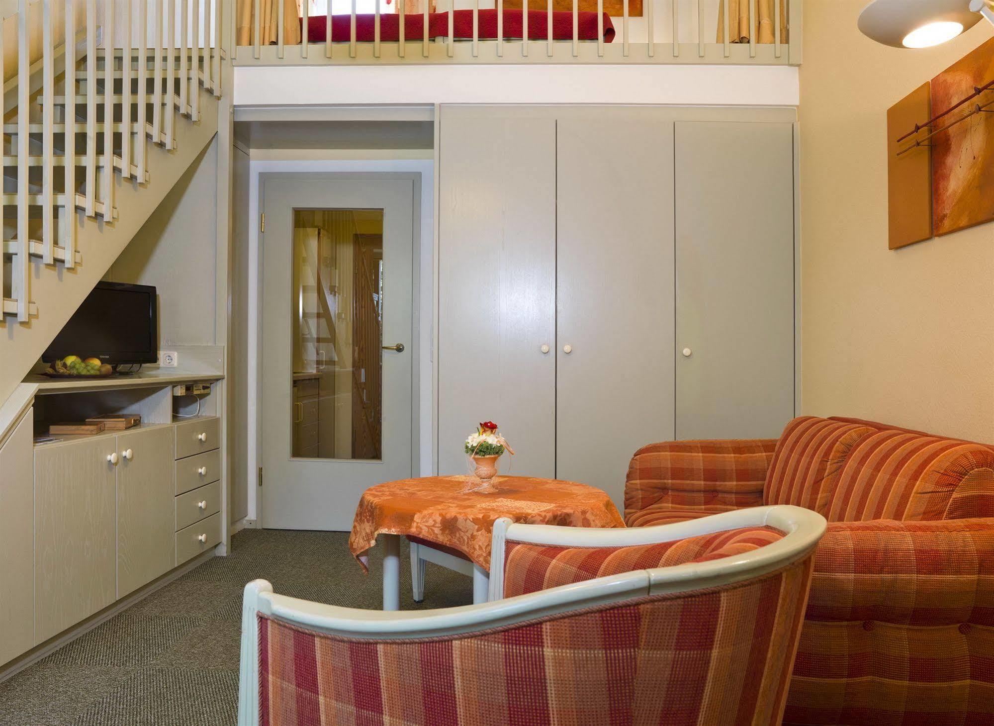 באד בירנבאך Hotel Chrysantihof מראה חיצוני תמונה
